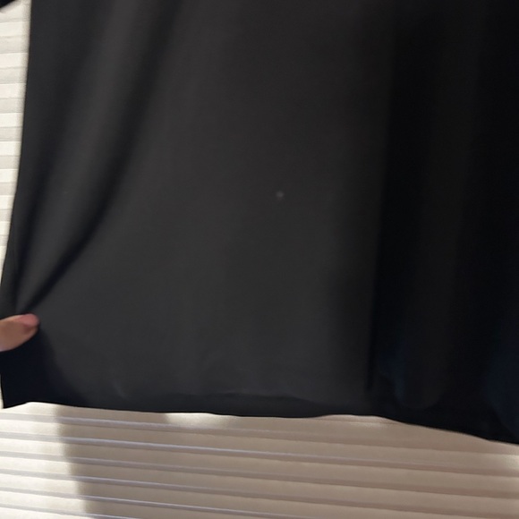 Like new Bob Makie Travelers material top medium - Picture 3 of 5